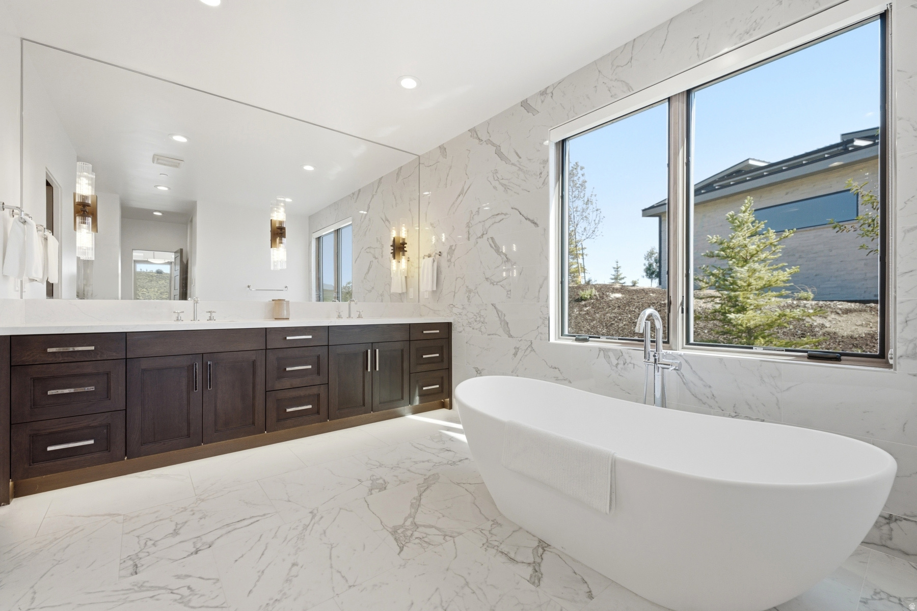 VILLAS AT VISTA POINT - Residential