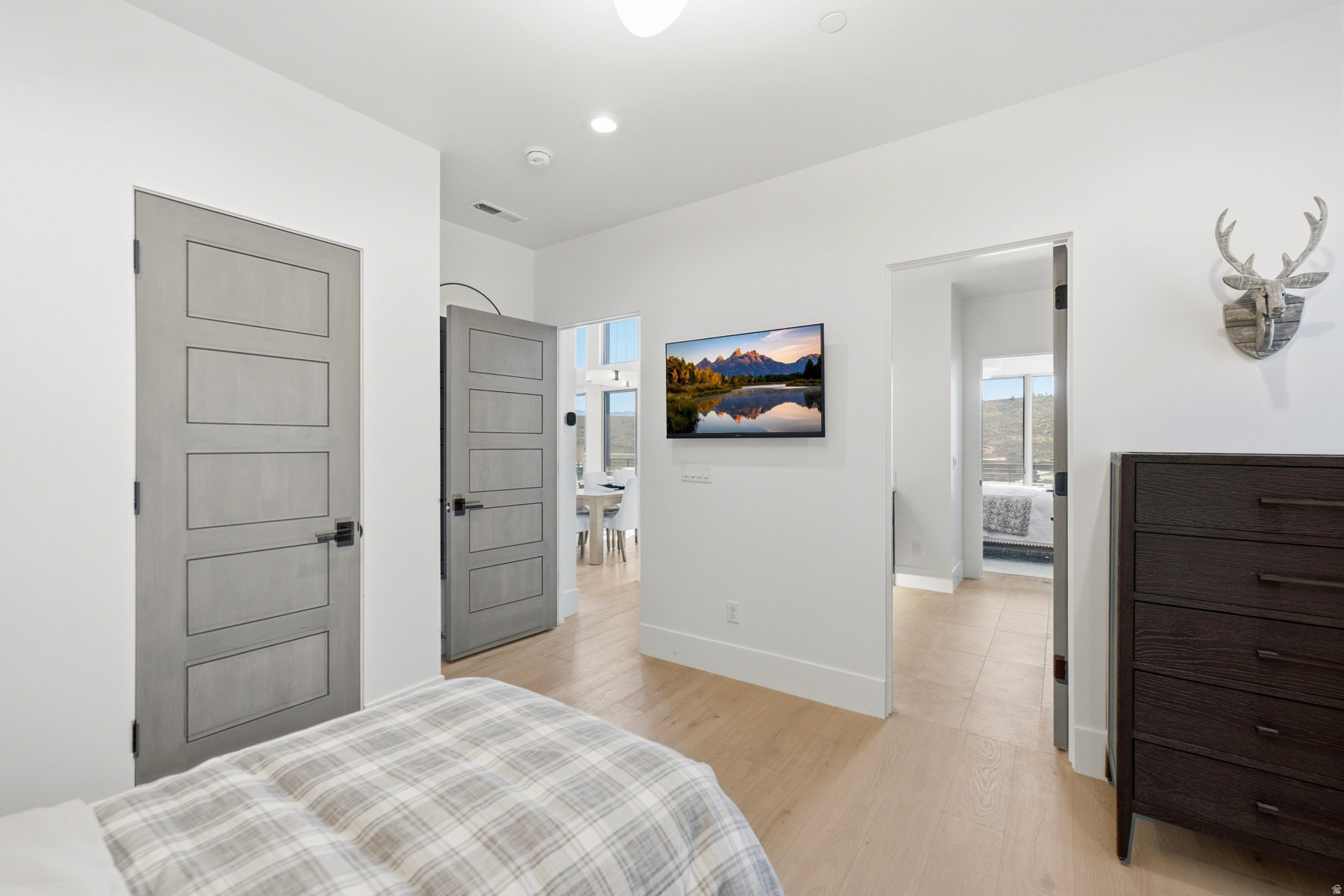 VILLAS AT VISTA POINT - Residential