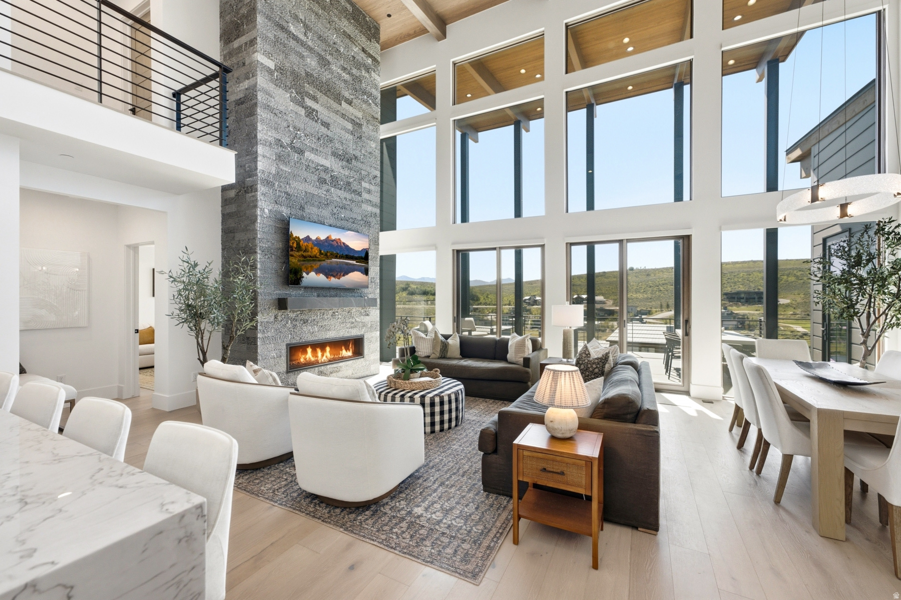 VILLAS AT VISTA POINT - Residential