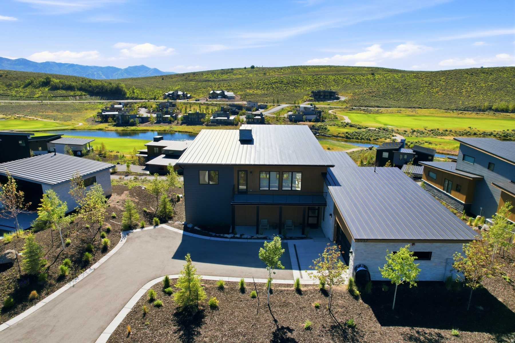 VILLAS AT VISTA POINT - Residential