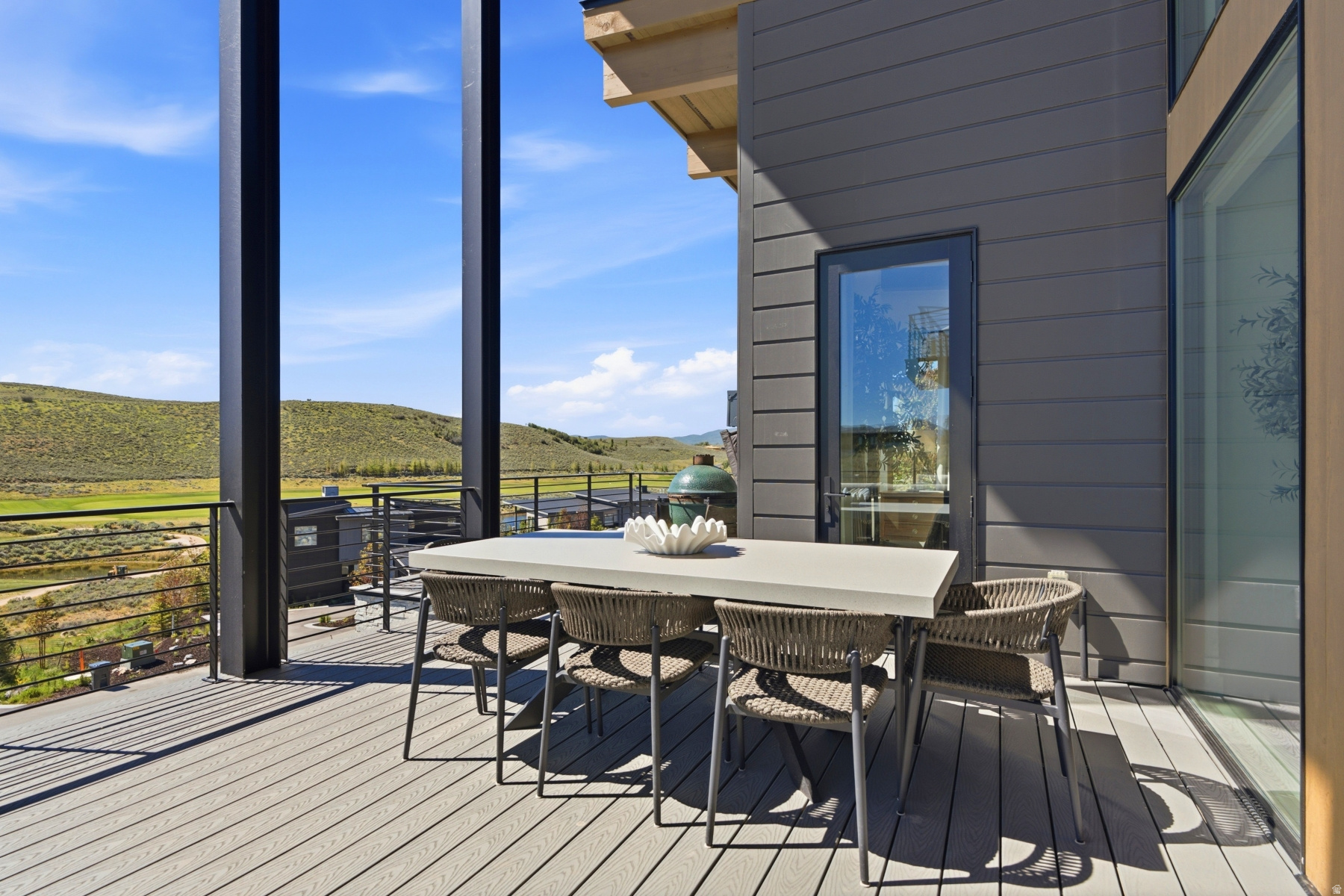 VILLAS AT VISTA POINT - Residential