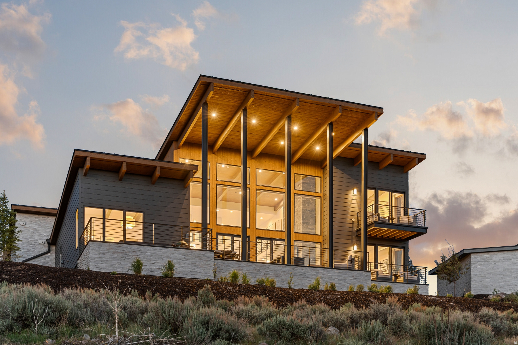 VILLAS AT VISTA POINT - Residential