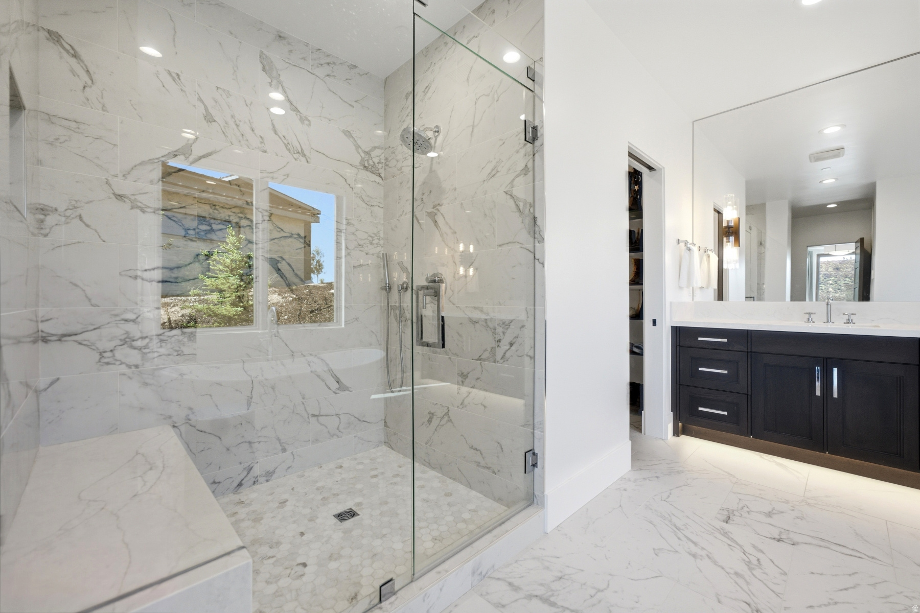 VILLAS AT VISTA POINT - Residential