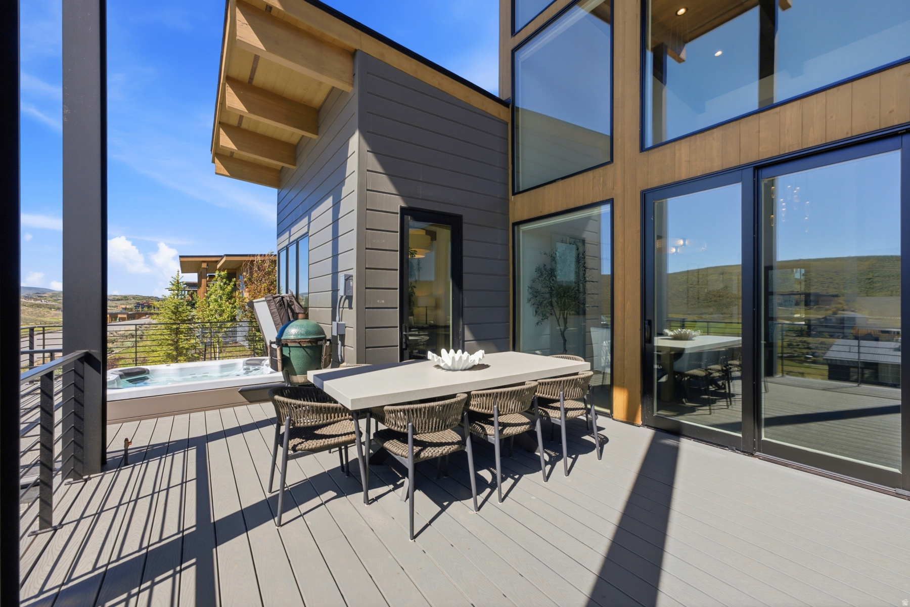 VILLAS AT VISTA POINT - Residential