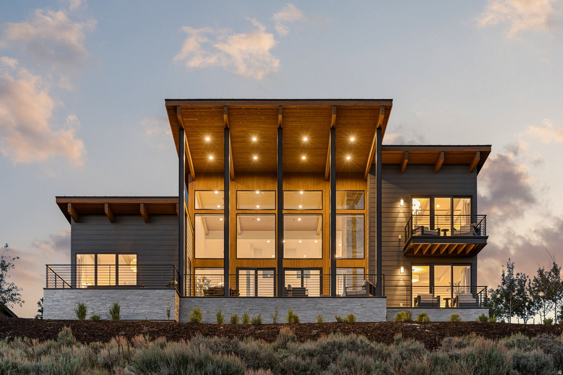 VILLAS AT VISTA POINT - Residential