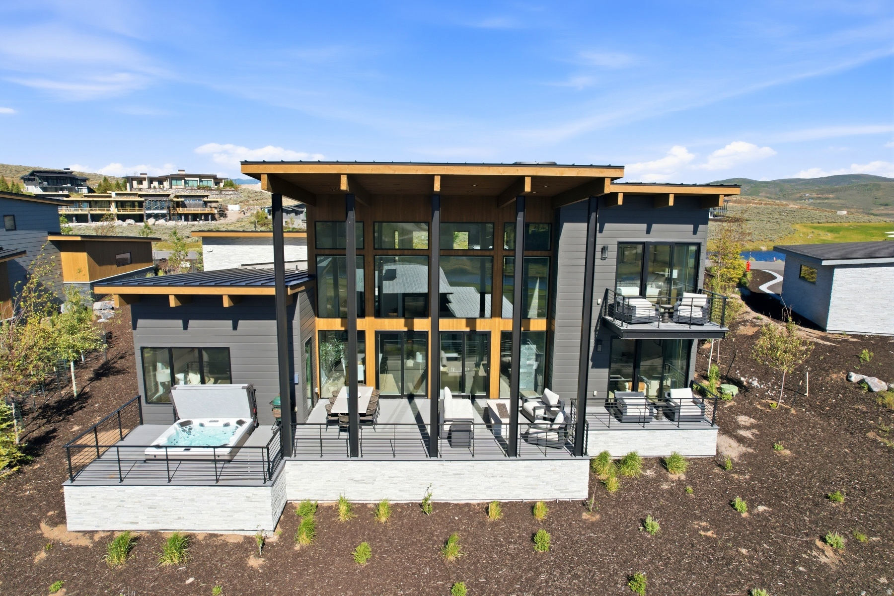 VILLAS AT VISTA POINT - Residential