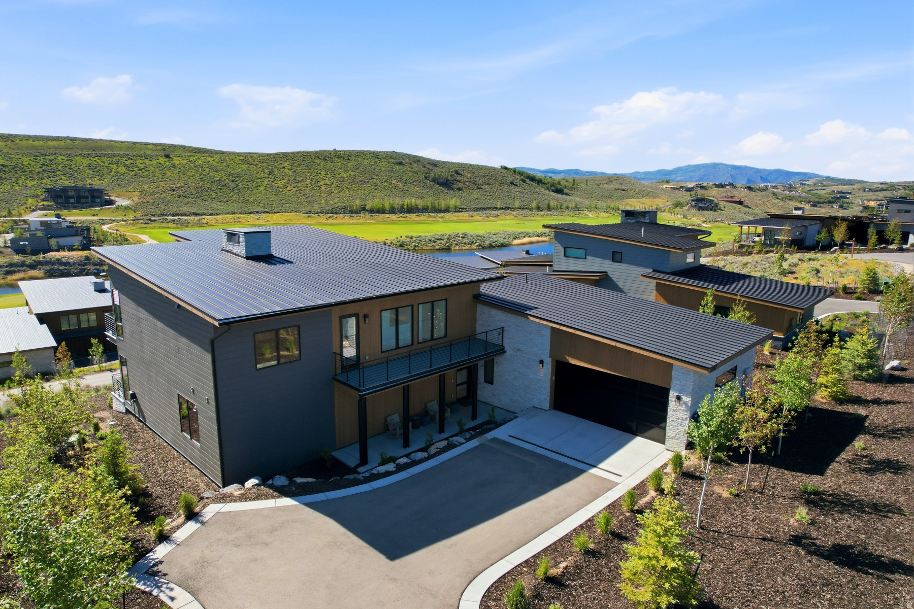 VILLAS AT VISTA POINT - Residential