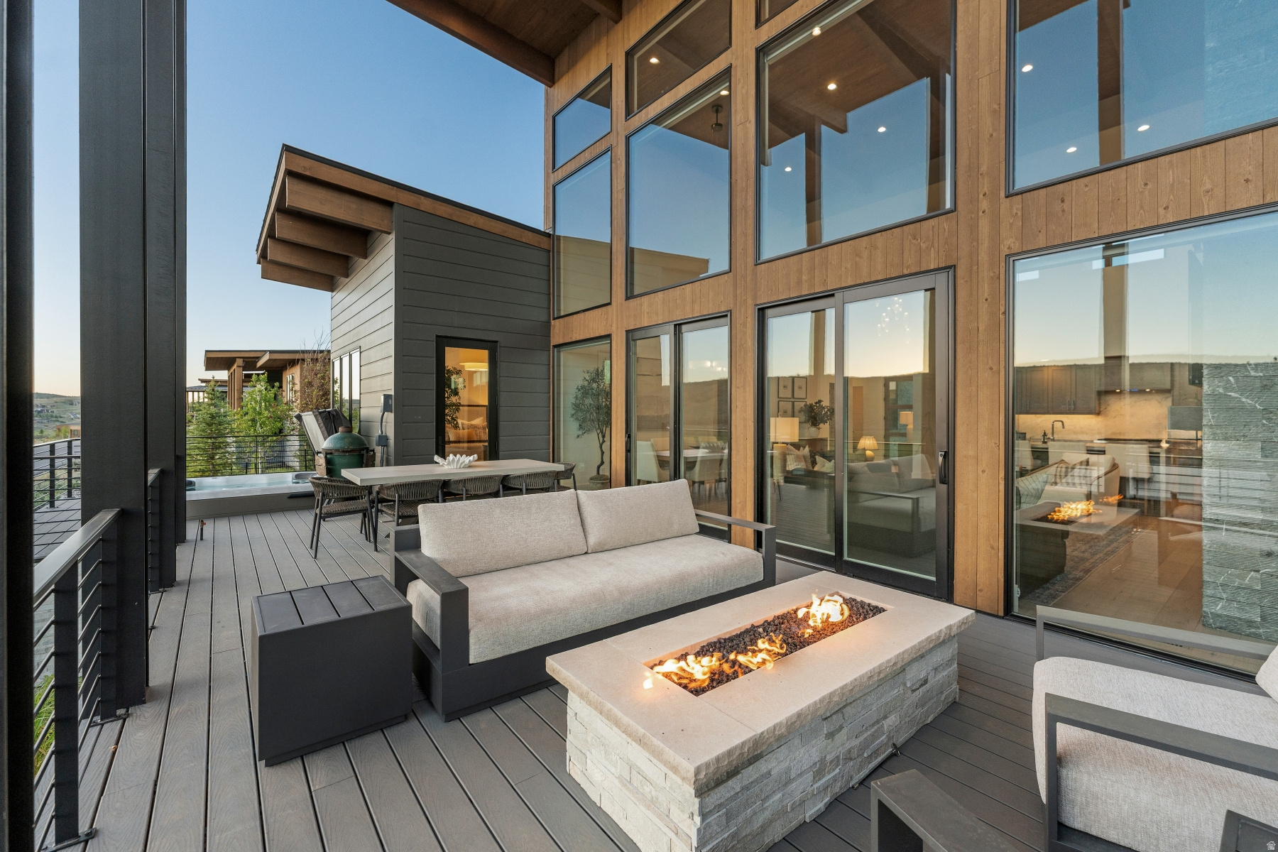 VILLAS AT VISTA POINT - Residential