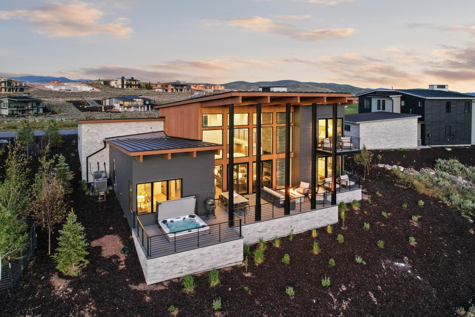 VILLAS AT VISTA POINT - Residential