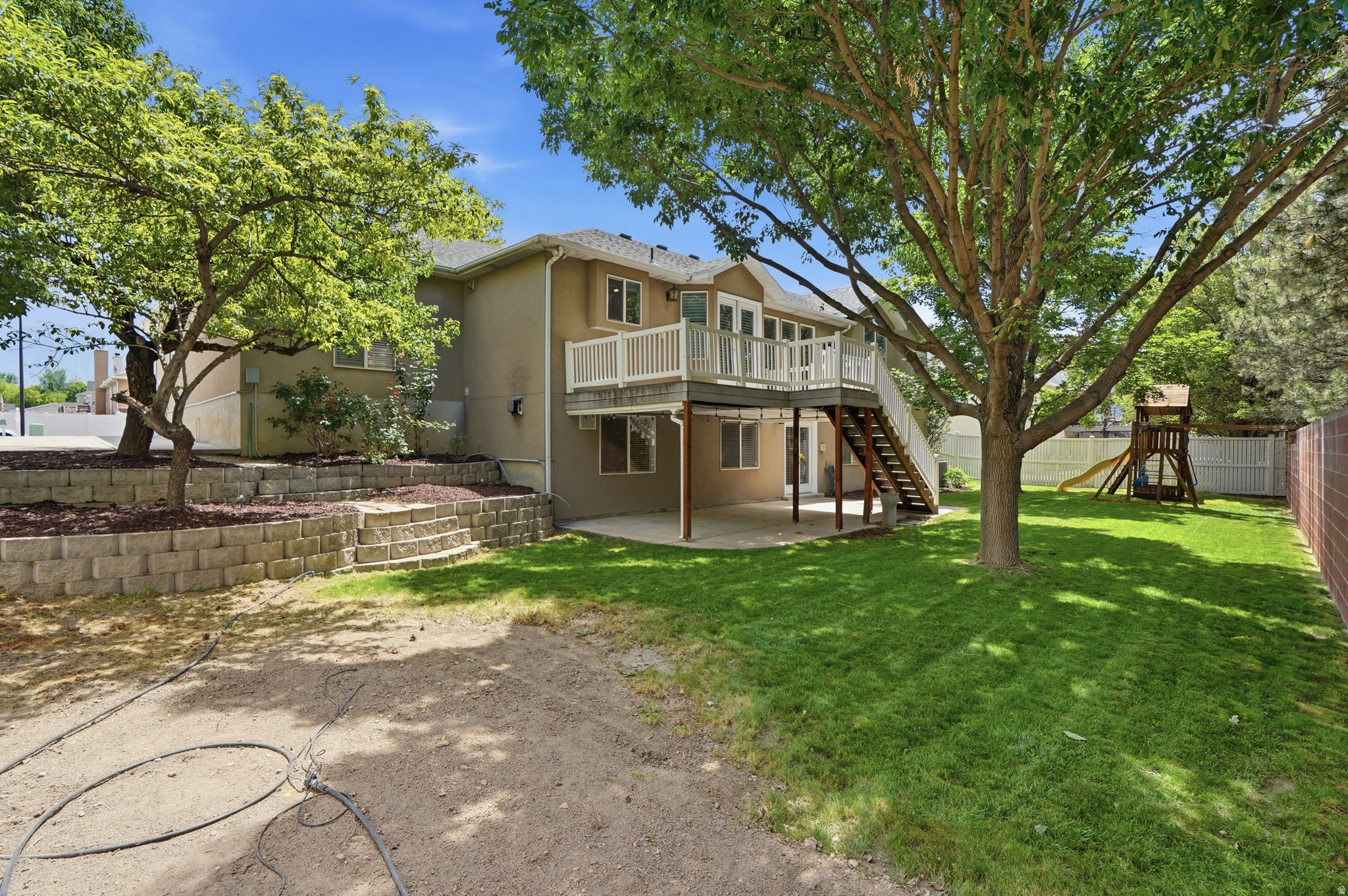 CLEAR CREEK - Residential