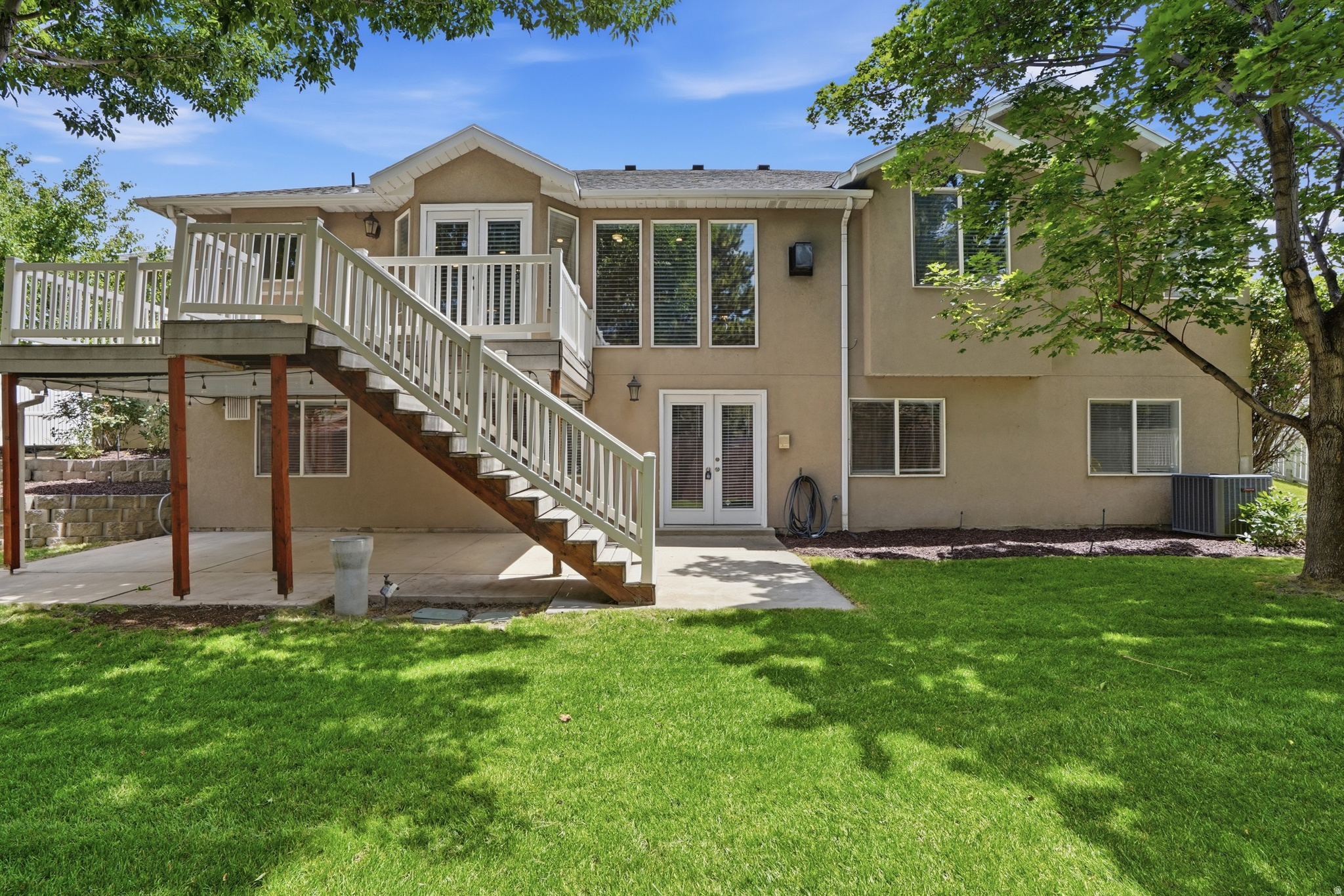 CLEAR CREEK - Residential