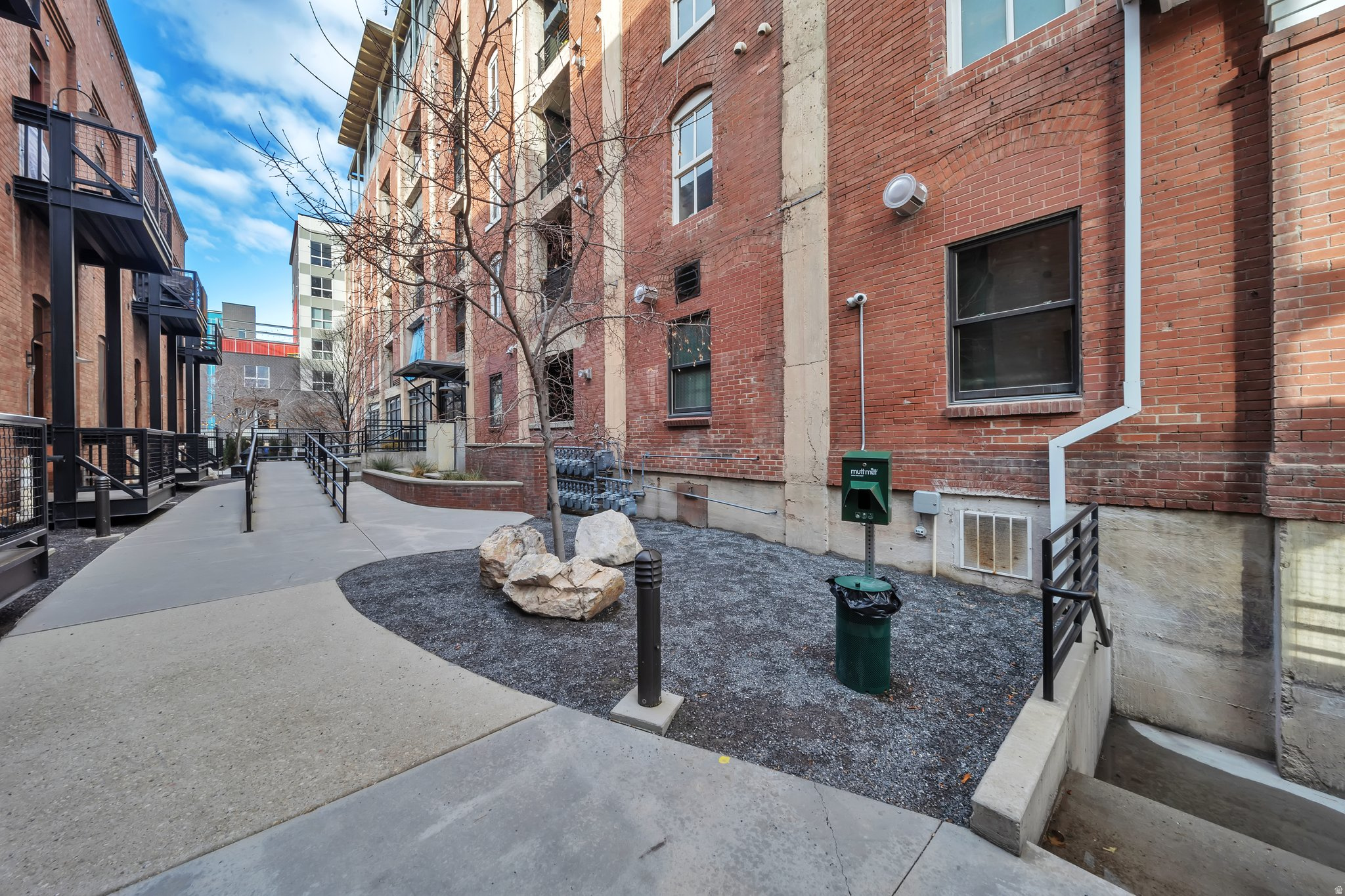 WESTGATE LOFTS - Residential