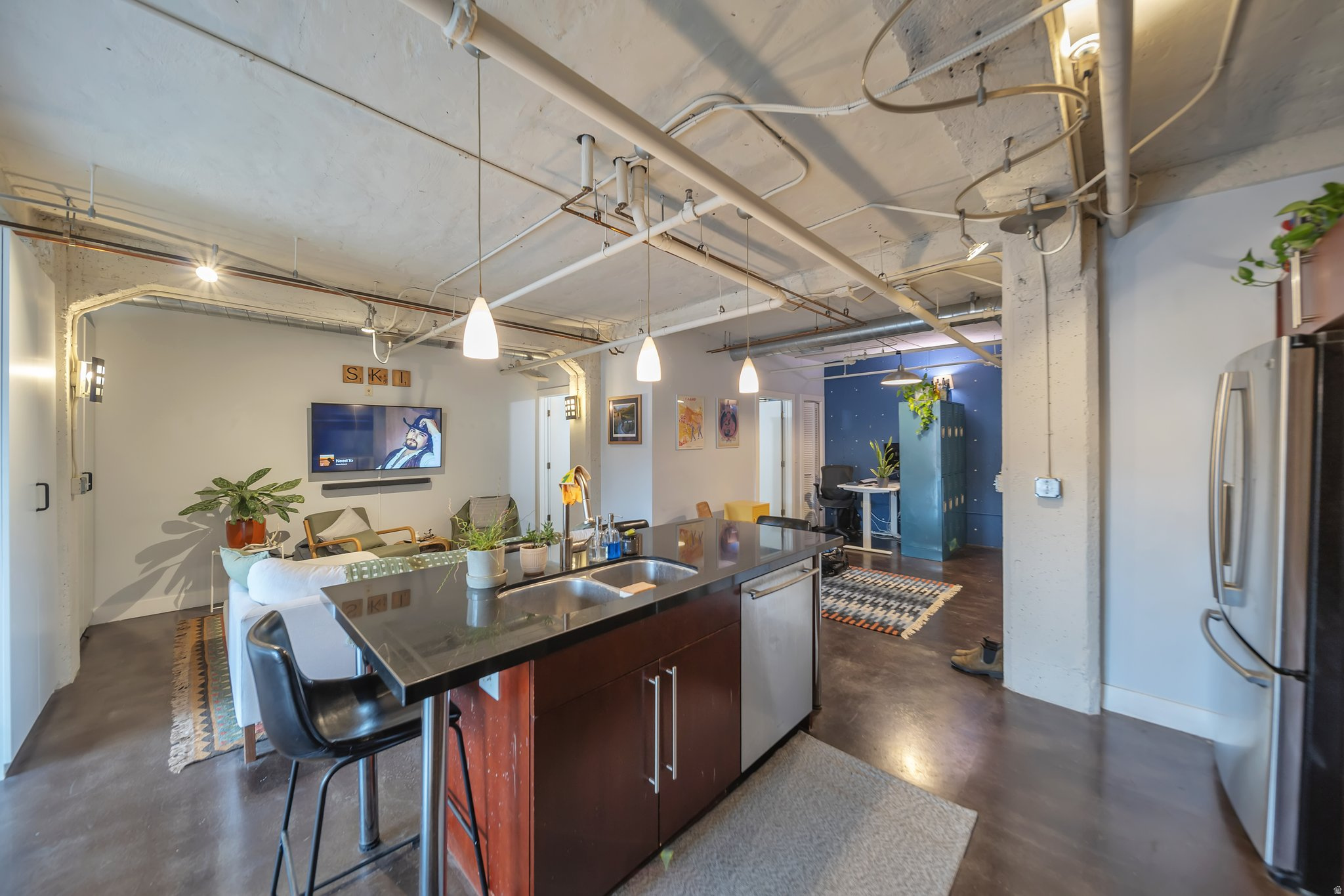 WESTGATE LOFTS - Residential