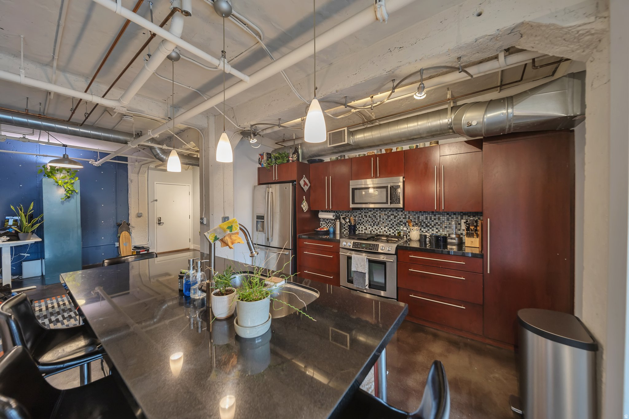 WESTGATE LOFTS - Residential