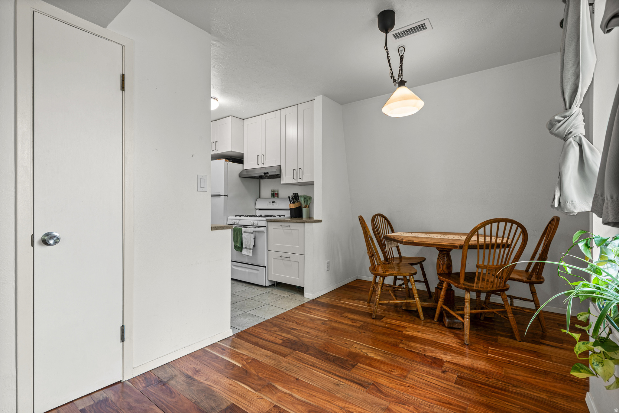 WILLOWS CONDM - Residential