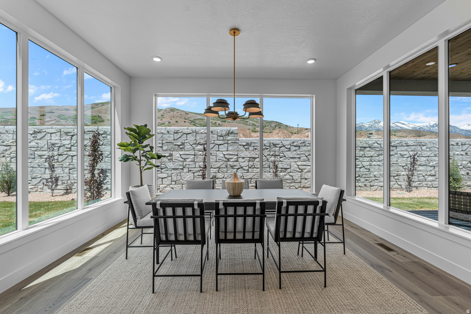 VIRIDIAN - Residential