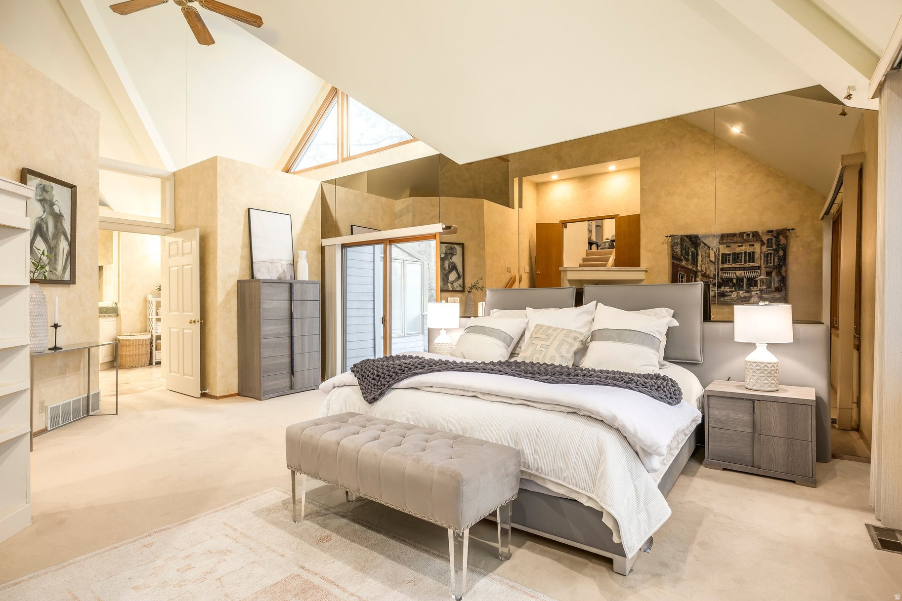 COVE MT OLYMPUS - Residential