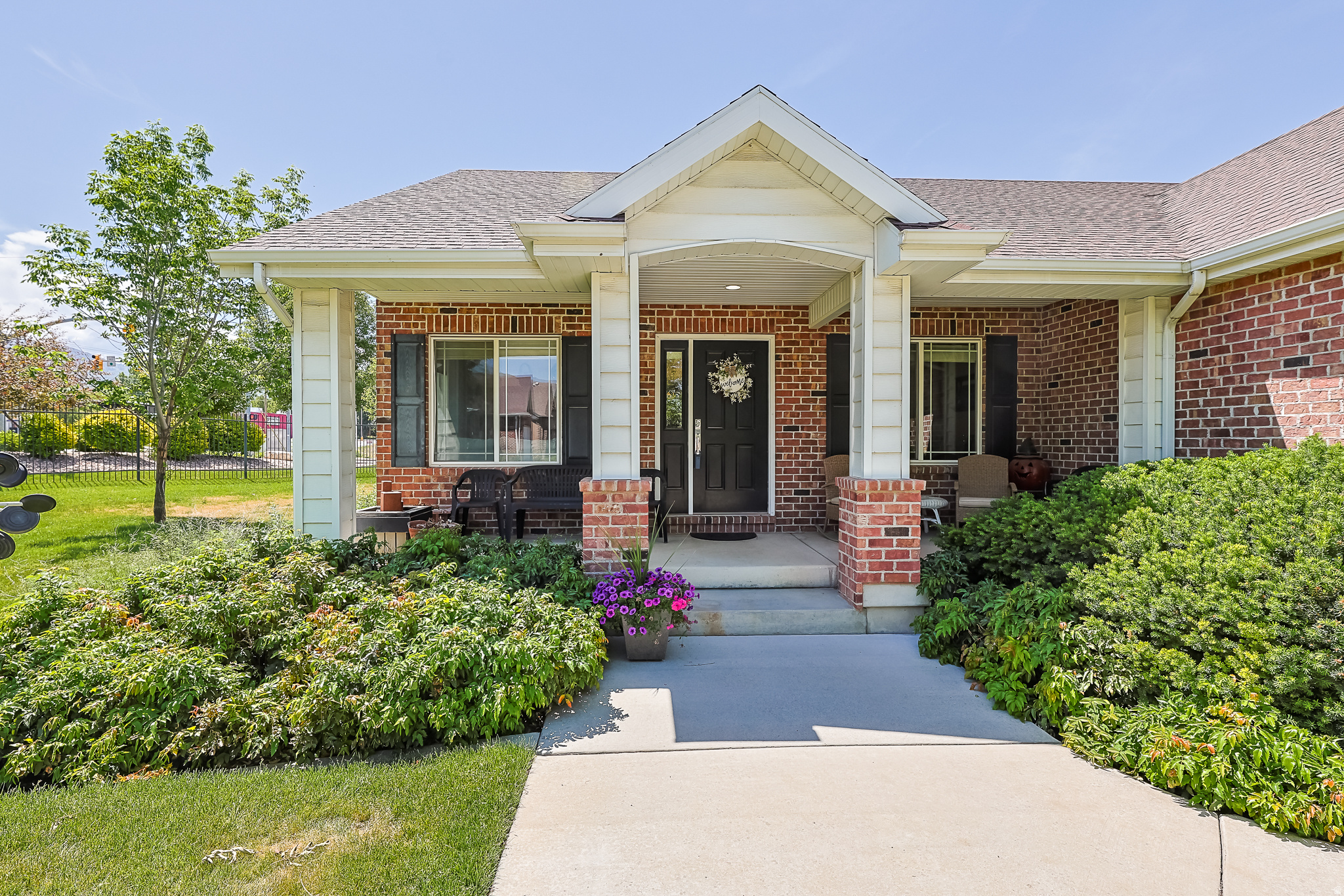 Beautifully maintained home in Centerville Commons! Main level living with a spacious kitchen and primary suite, and the basement has a kitchenette, large family room, 2 bedrooms, and a full bath.  Den on the main floor has a closet and could be 4th bedroom. Ramp in garage for easy access into the house. Easy and low-maintenance property with landscaping and snow removal included in the HOA.