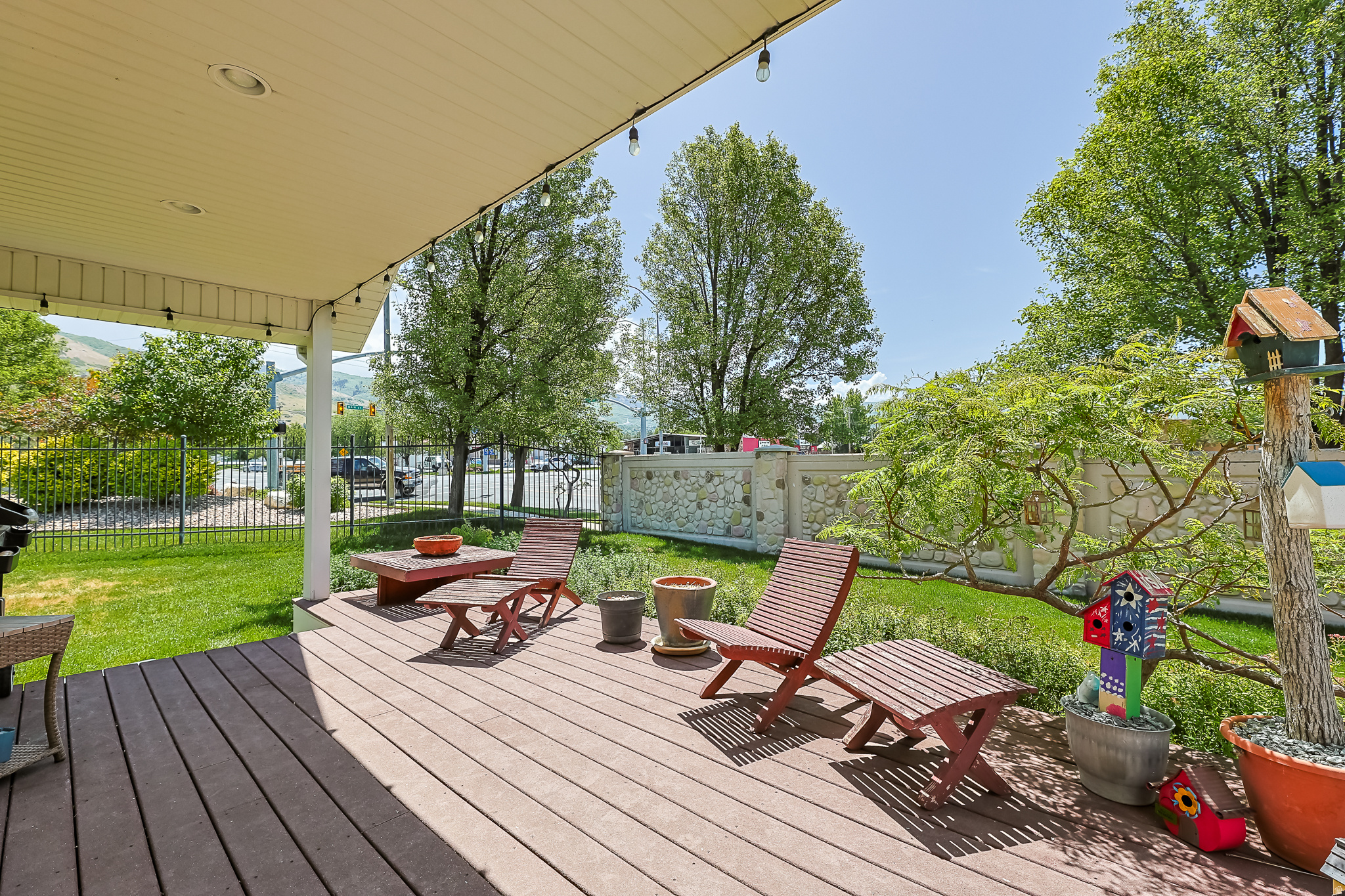 CENTERVILLE COMMONS - Residential