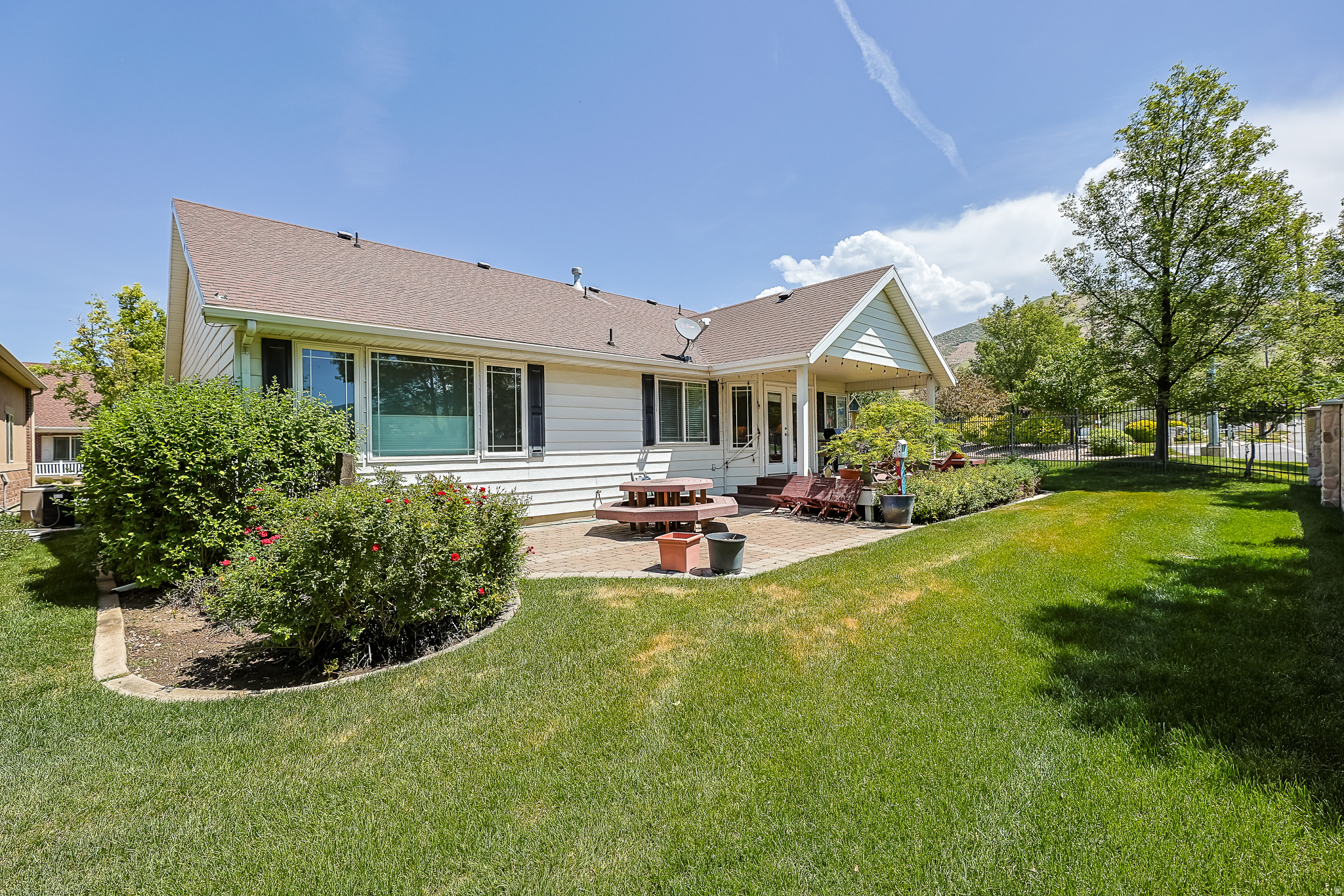 CENTERVILLE COMMONS - Residential