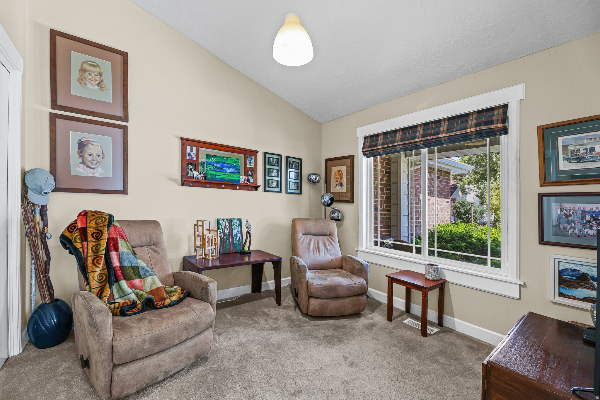 CENTERVILLE COMMONS - Residential