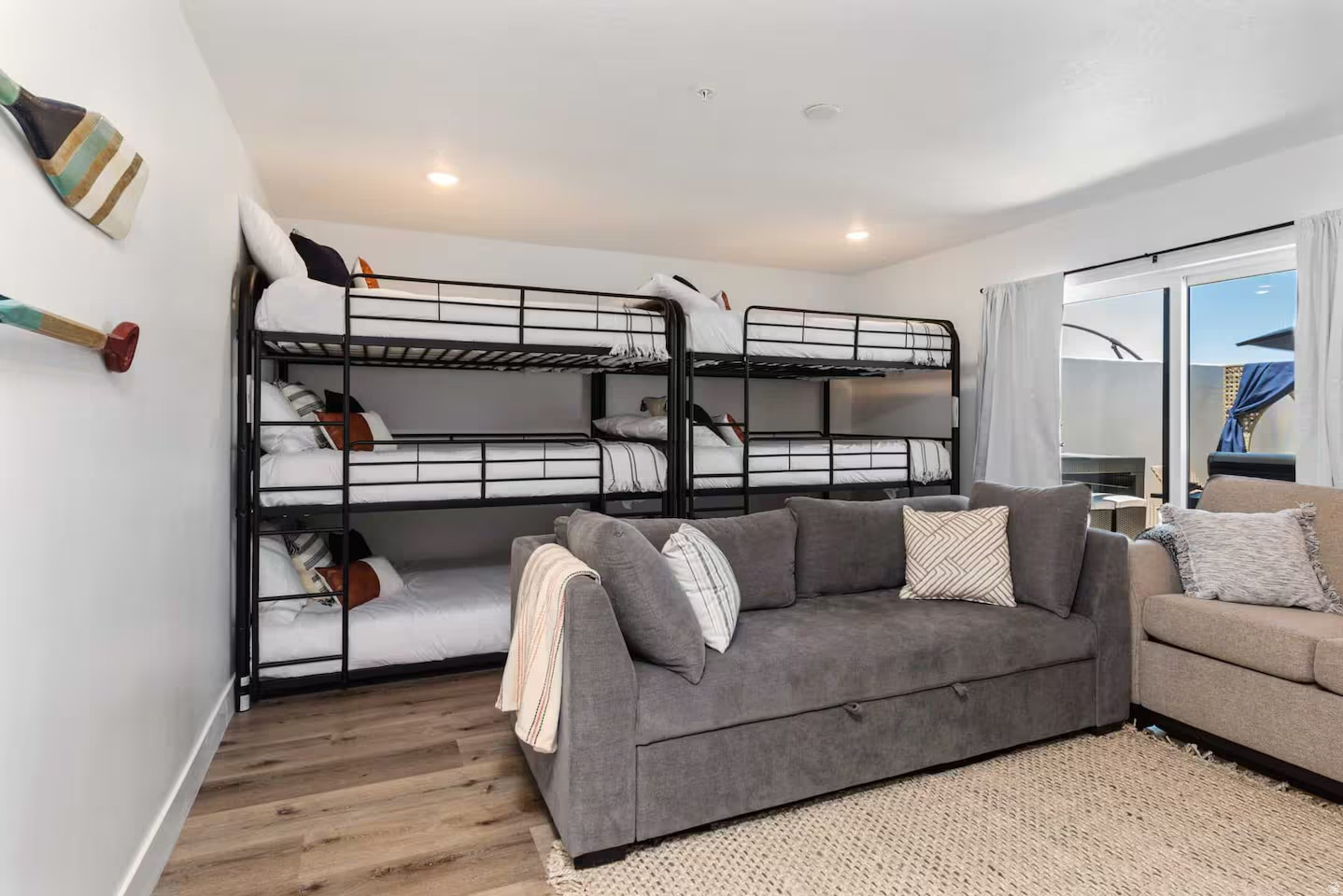 DESERT COLOR SKYLINE CONDOMINIUM PLAT 2 - Residential