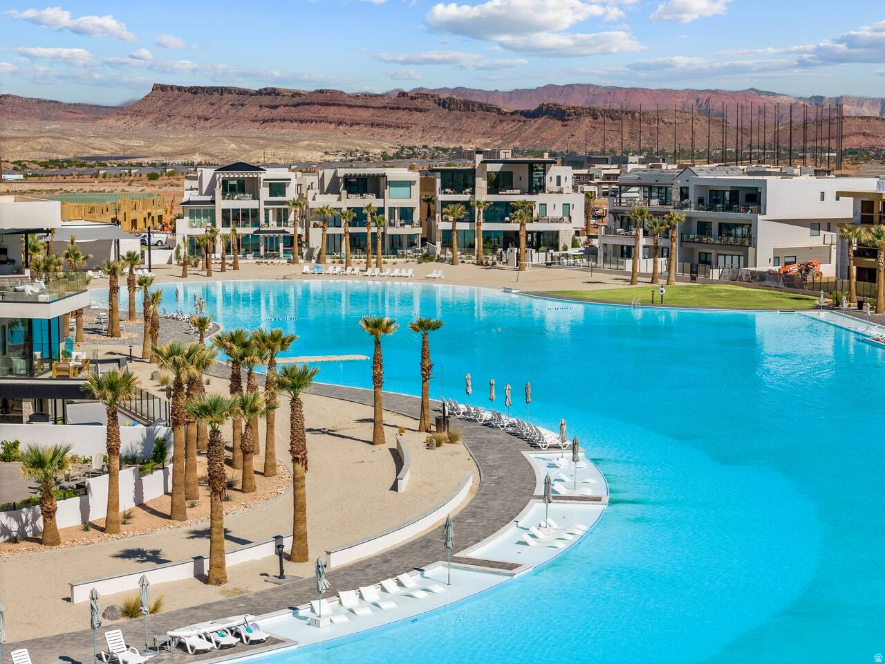 DESERT COLOR SKYLINE CONDOMINIUM PLAT 2 - Residential