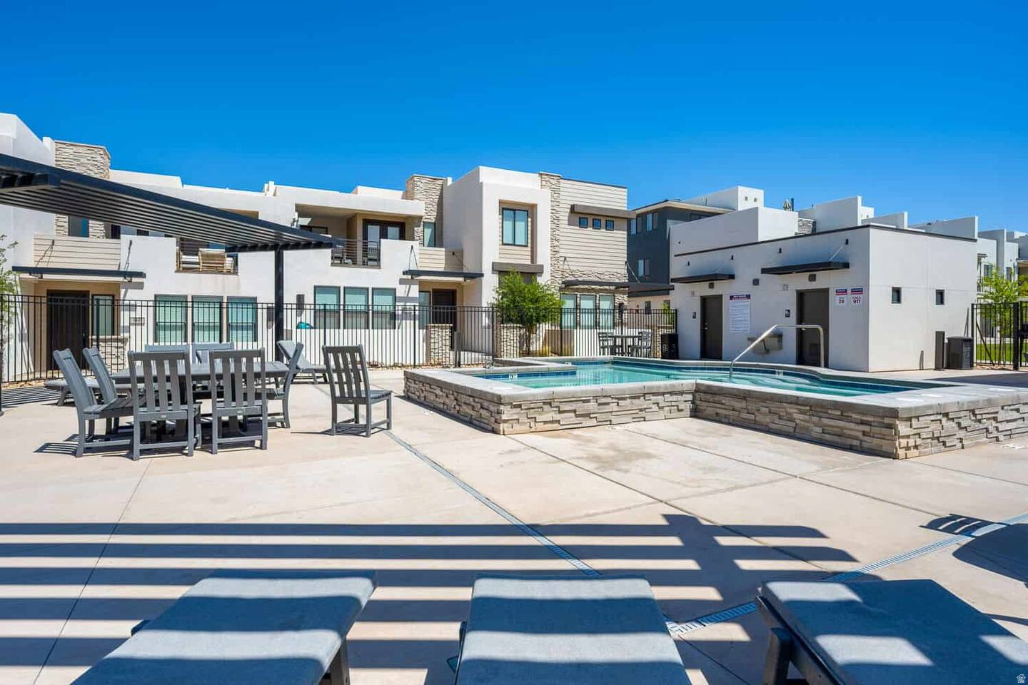 DESERT COLOR SKYLINE CONDOMINIUM PLAT 2 - Residential