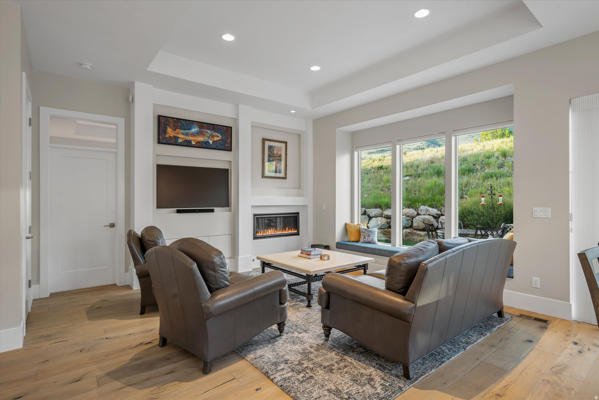 TRAPPERS RIDGE - Residential