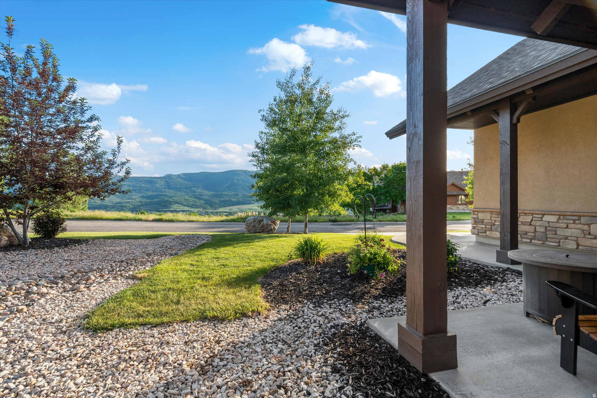 TRAPPERS RIDGE - Residential