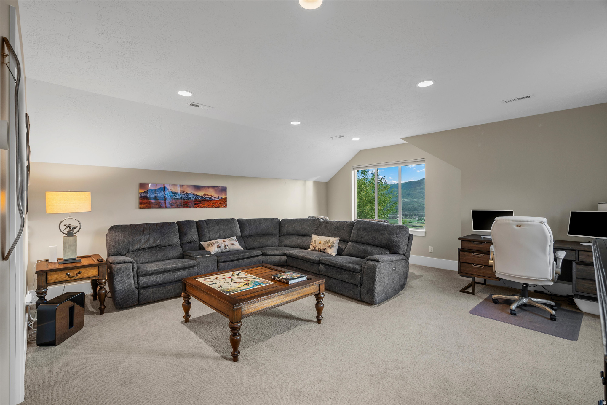 TRAPPERS RIDGE - Residential