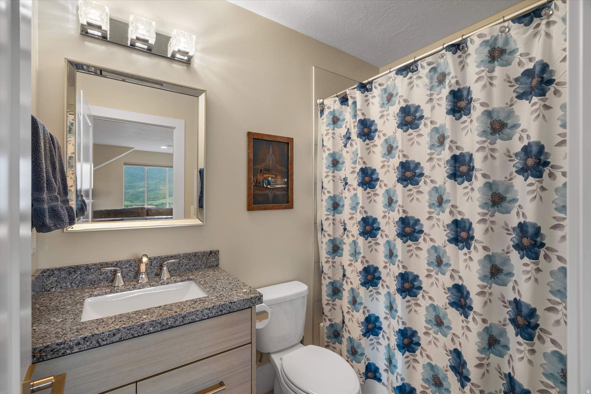 TRAPPERS RIDGE - Residential