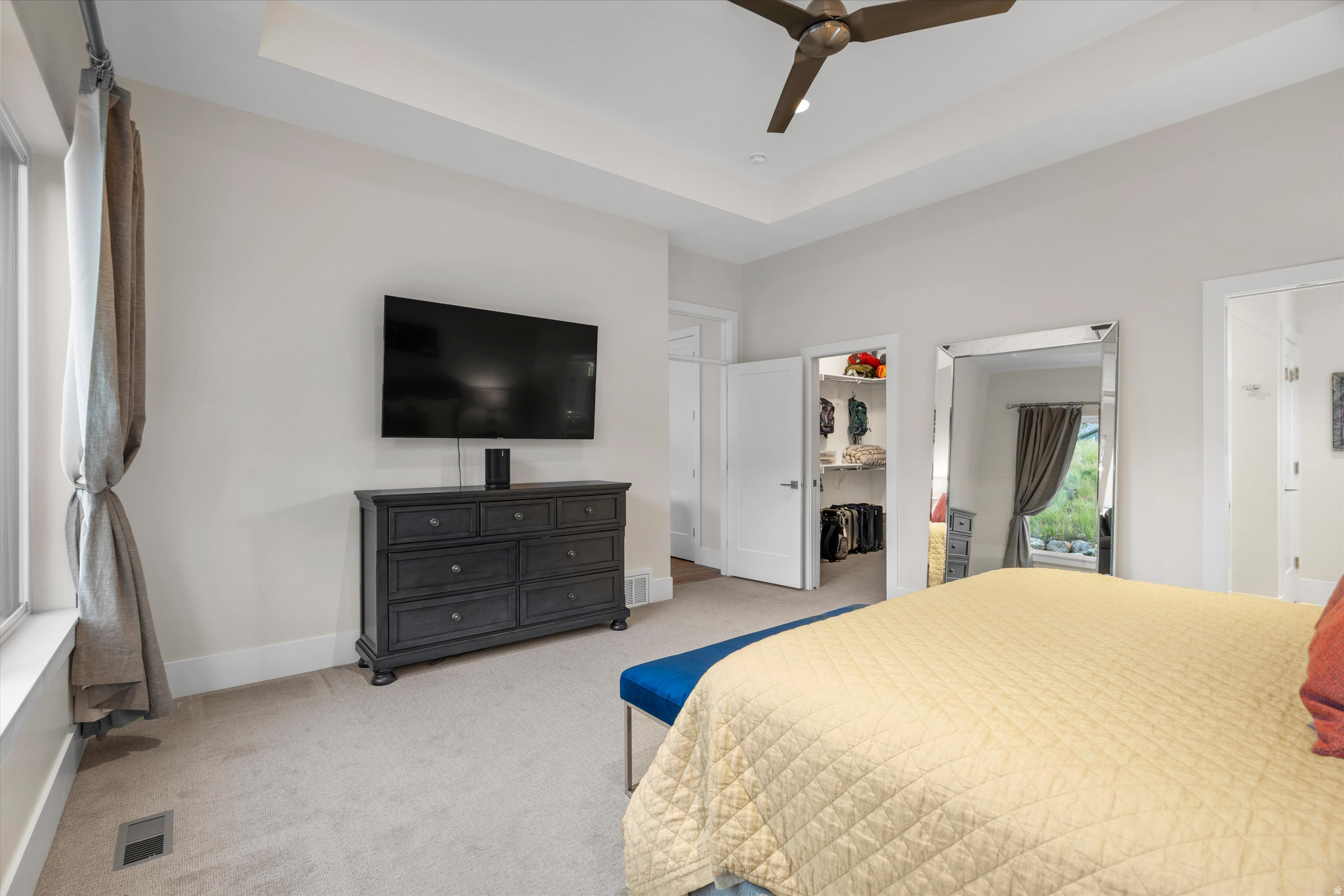 TRAPPERS RIDGE - Residential