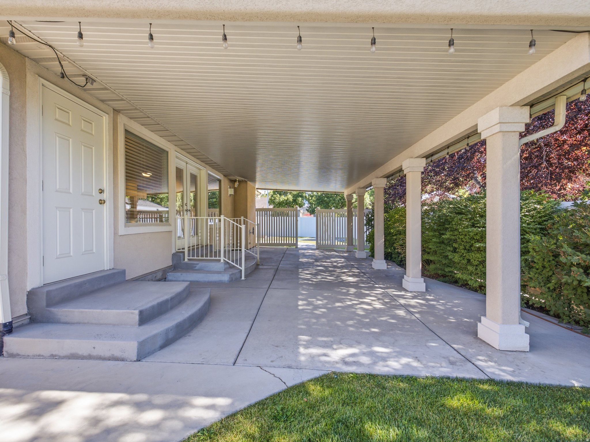 KIRKS FRUIT RANCH - Residential