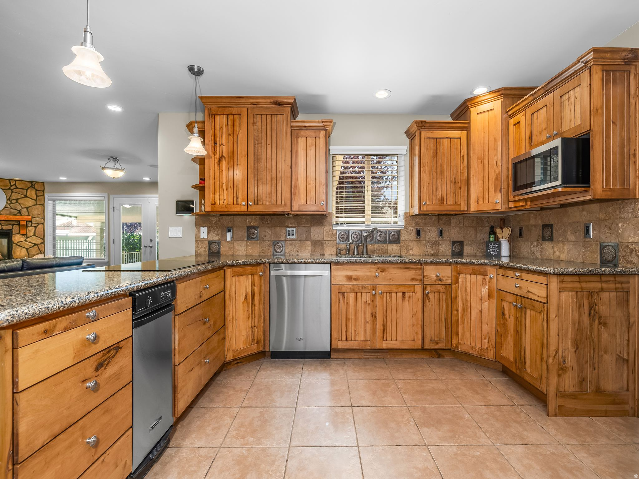 KIRKS FRUIT RANCH - Residential