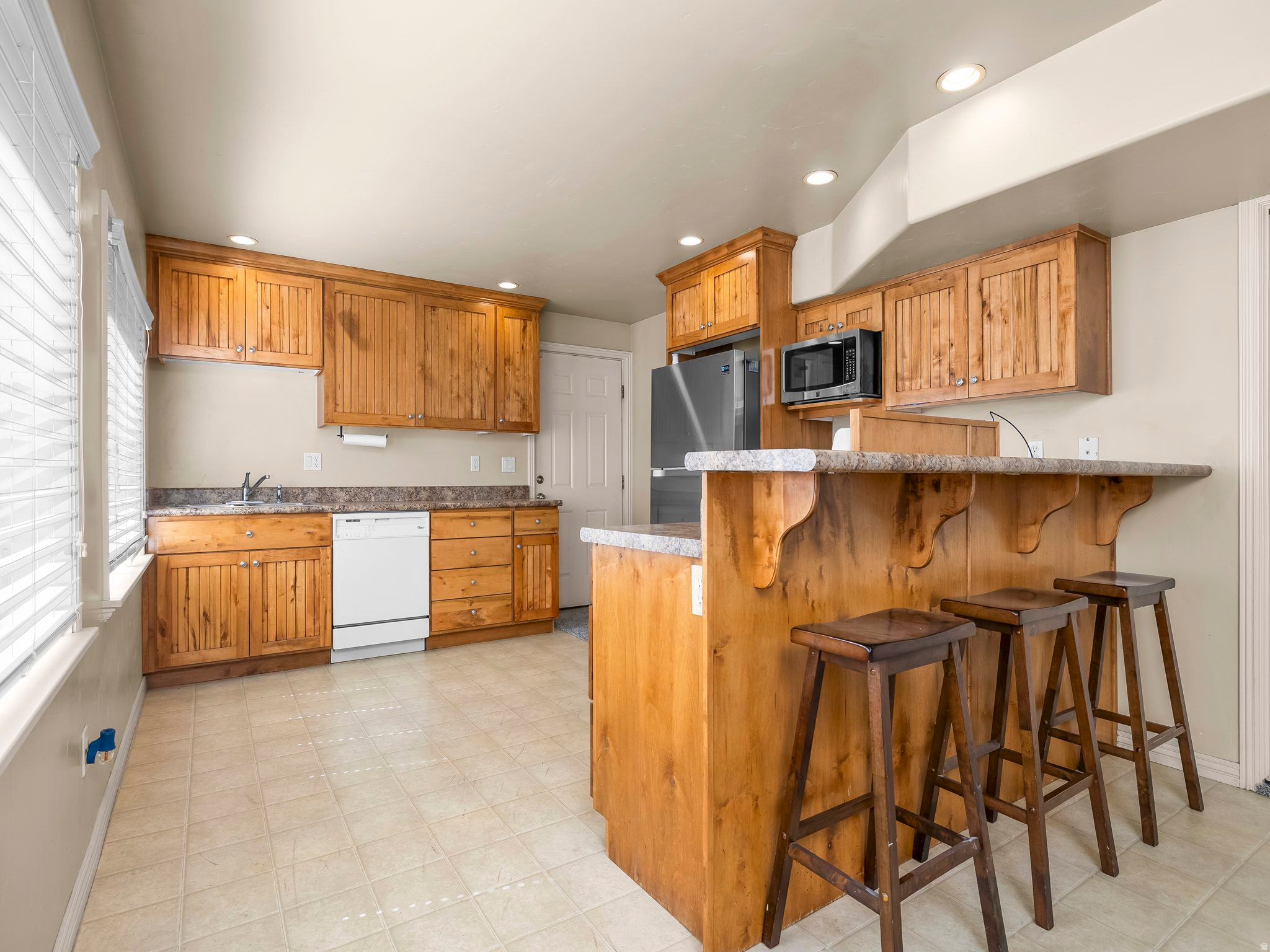 KIRKS FRUIT RANCH - Residential
