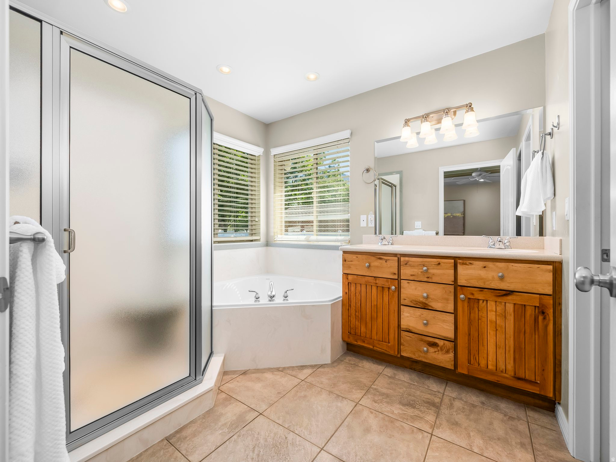 KIRKS FRUIT RANCH - Residential
