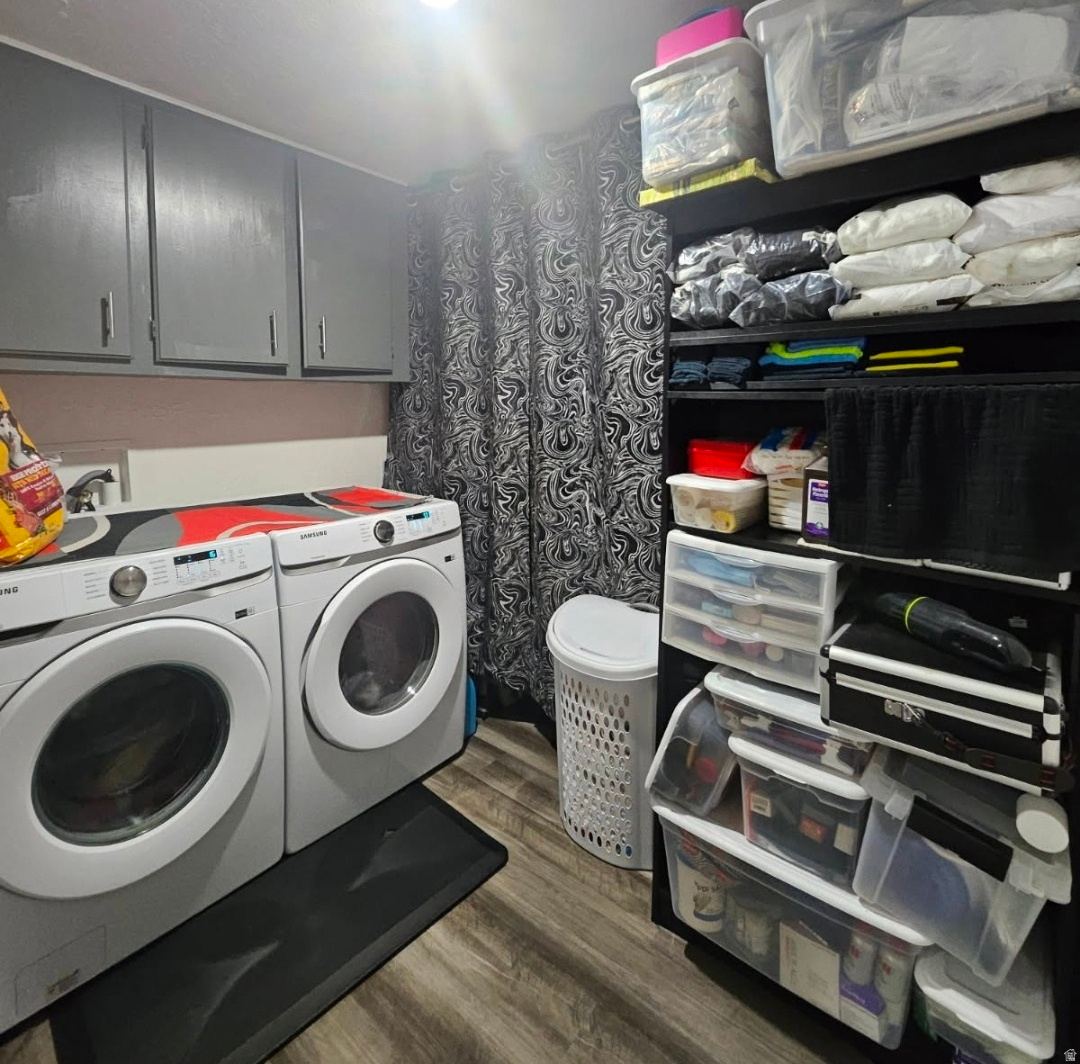 WINDSOR ESTATES - Residential
