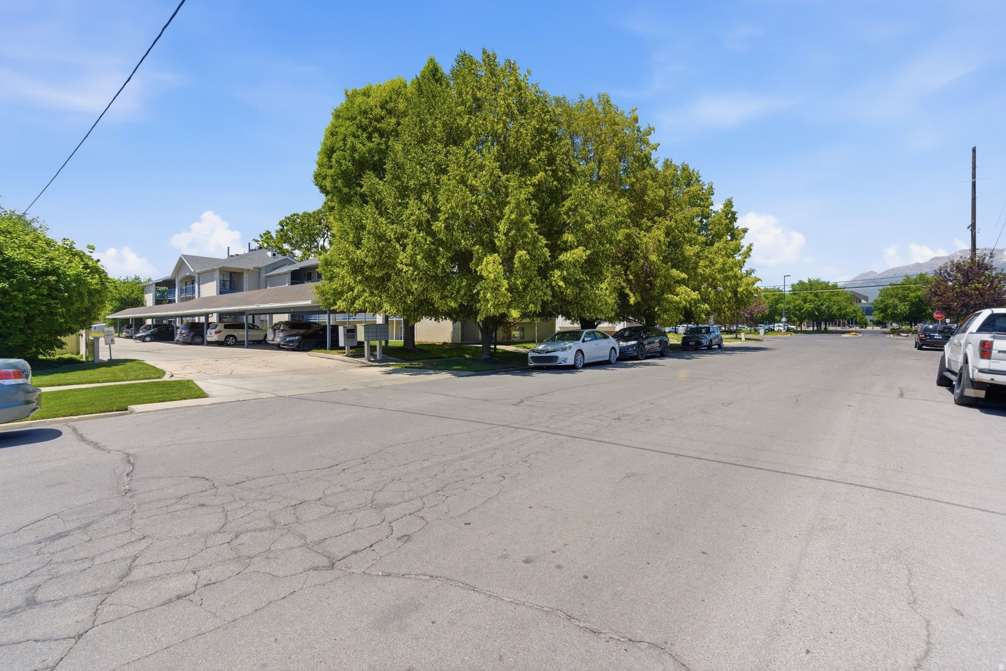 COPPERFIELD SQUARE CONDO - Residential