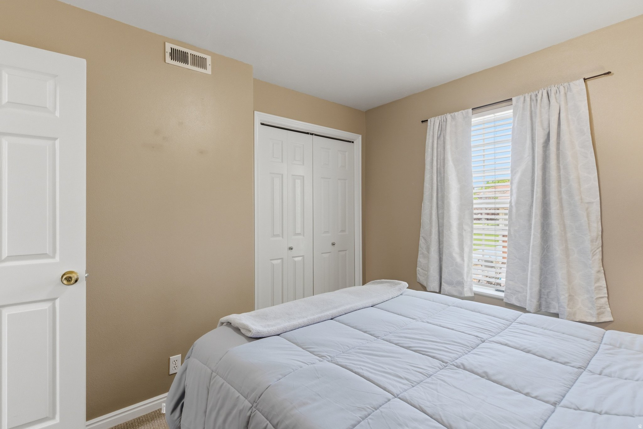 COPPERFIELD SQUARE CONDO - Residential