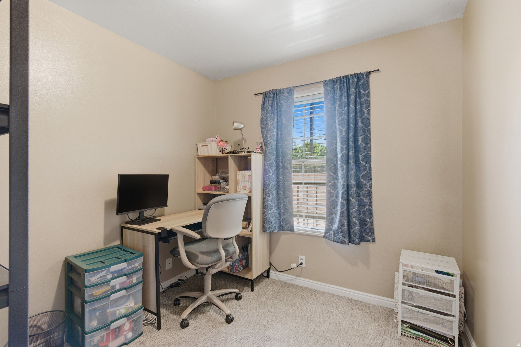 COPPERFIELD SQUARE CONDO - Residential