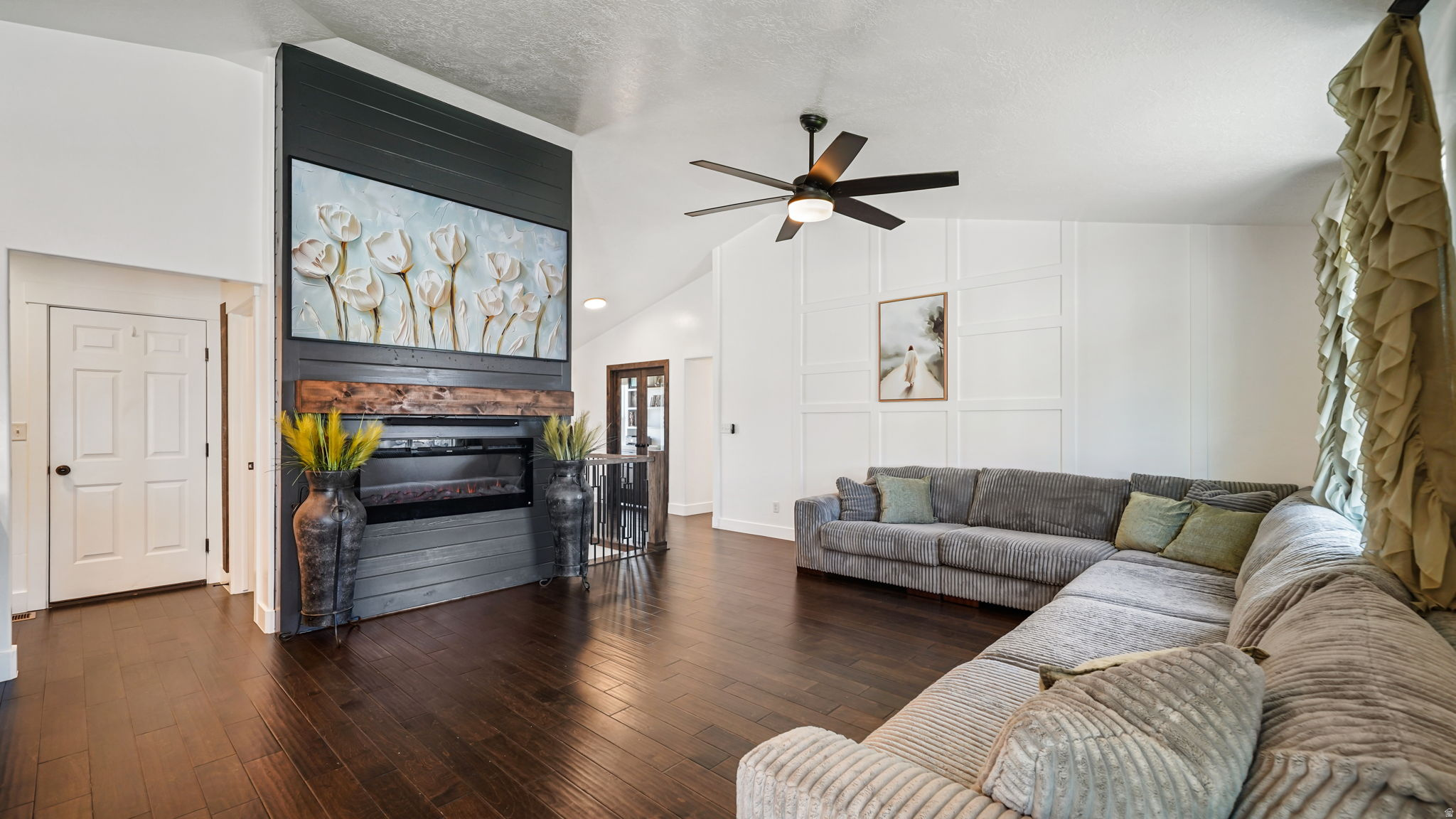 SUMMIT RIDGE - Residential