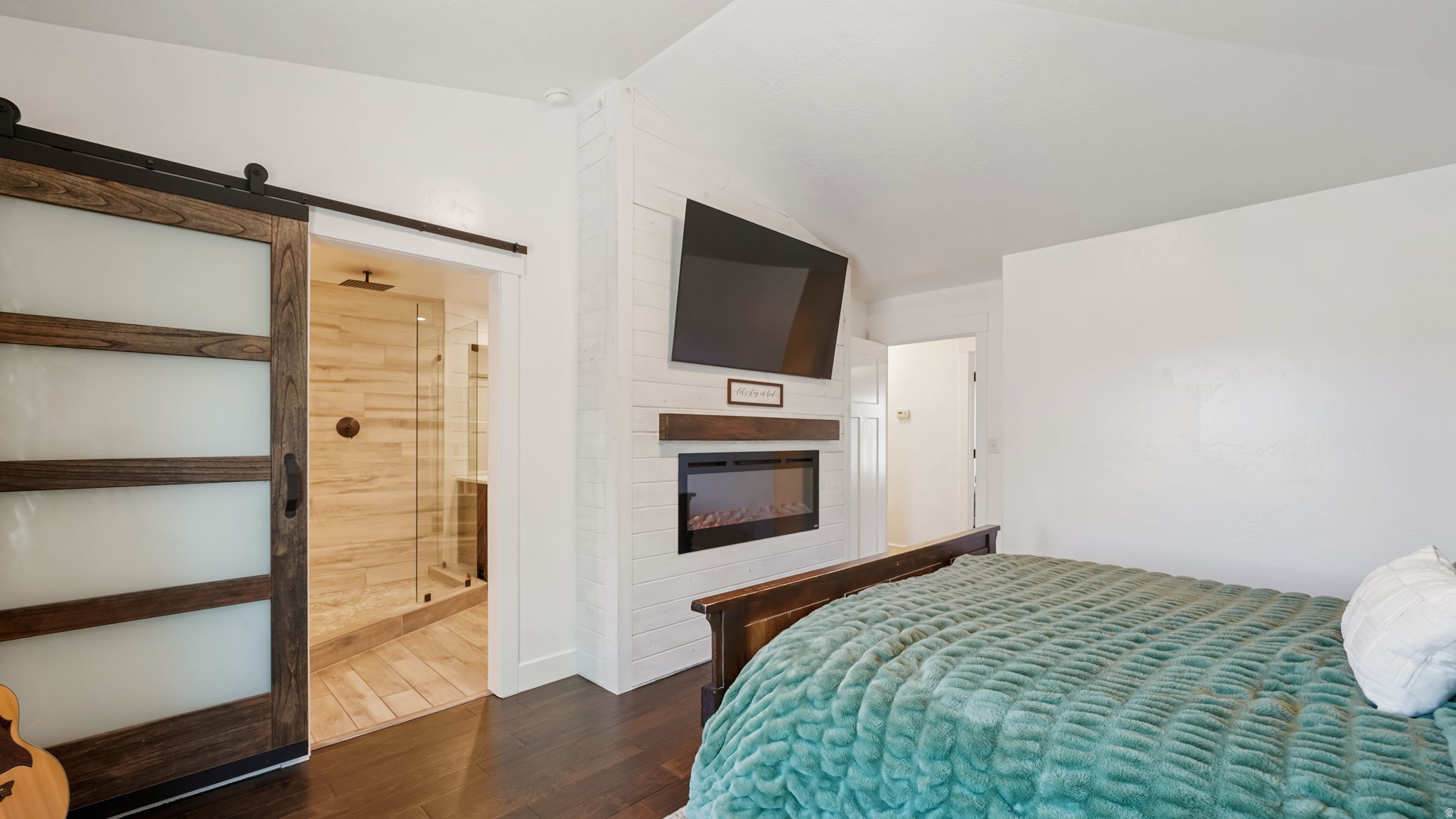 SUMMIT RIDGE - Residential