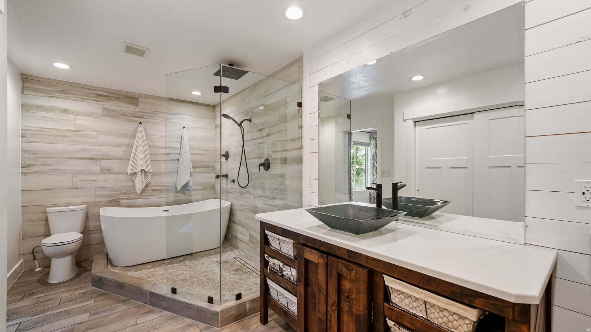 SUMMIT RIDGE - Residential