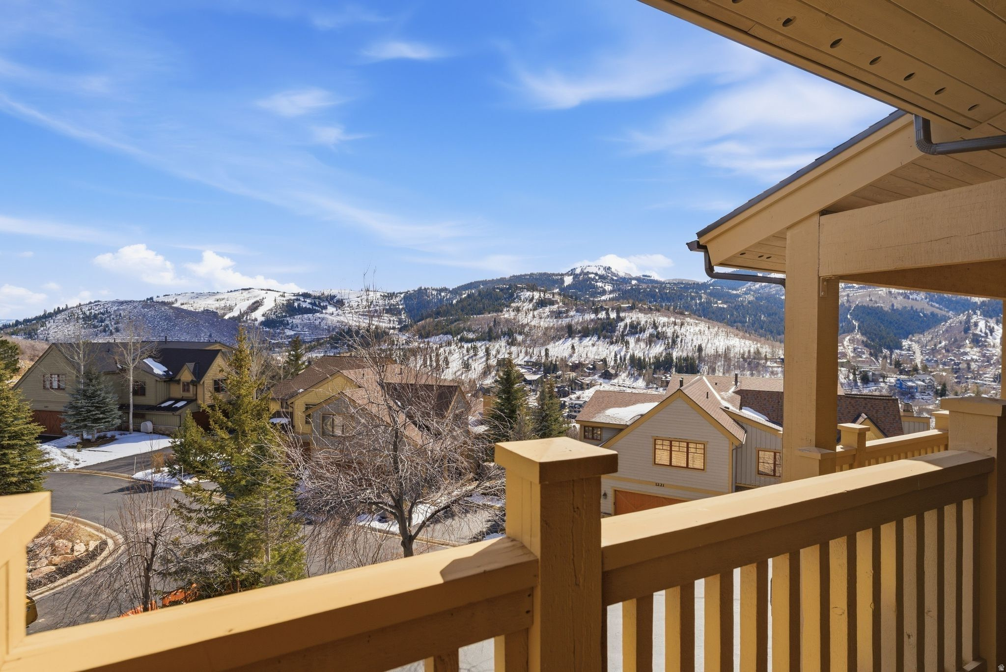 APRIL MOUNTAIN CONDOMINIUM - Residential