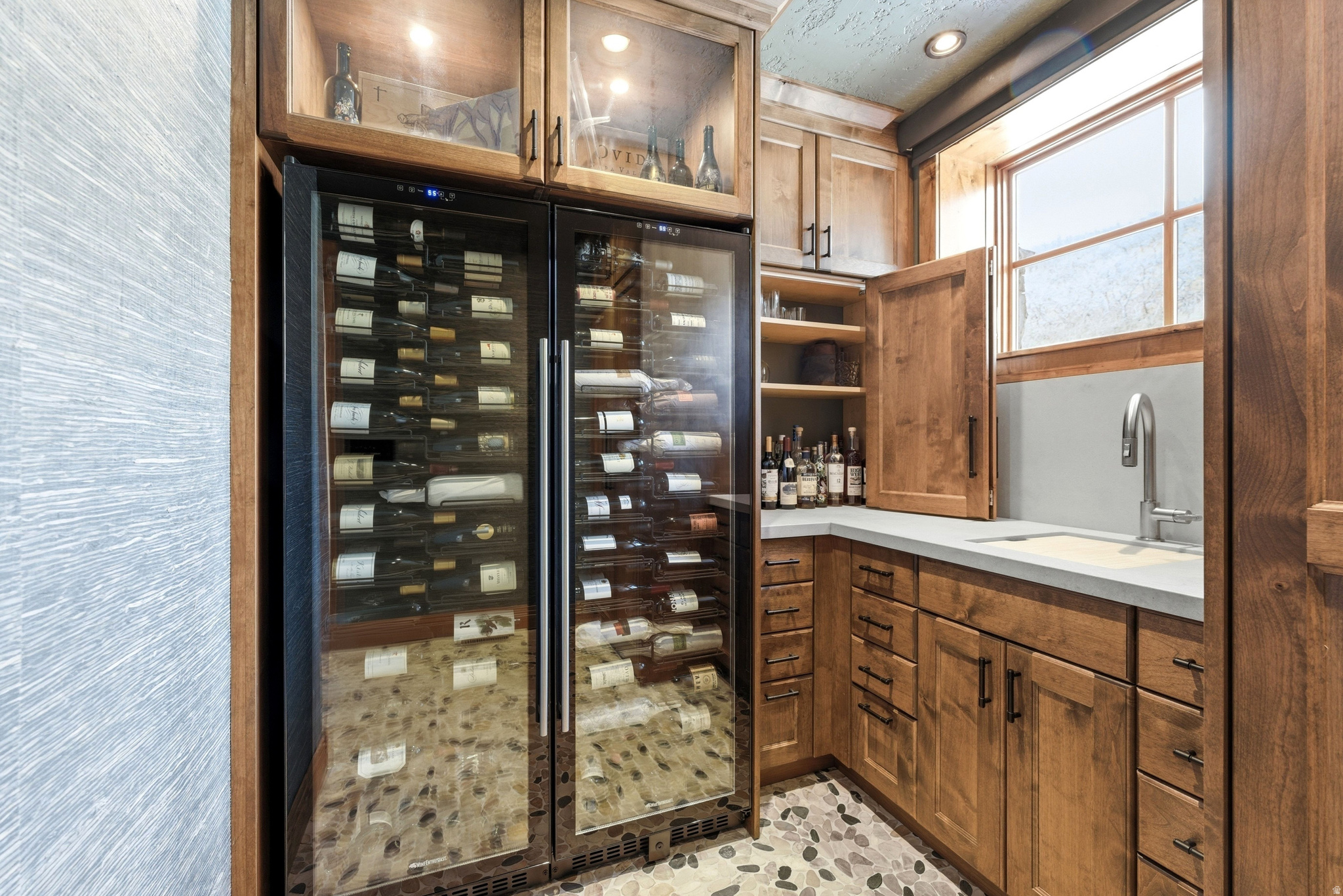 APRIL MOUNTAIN CONDOMINIUM - Residential