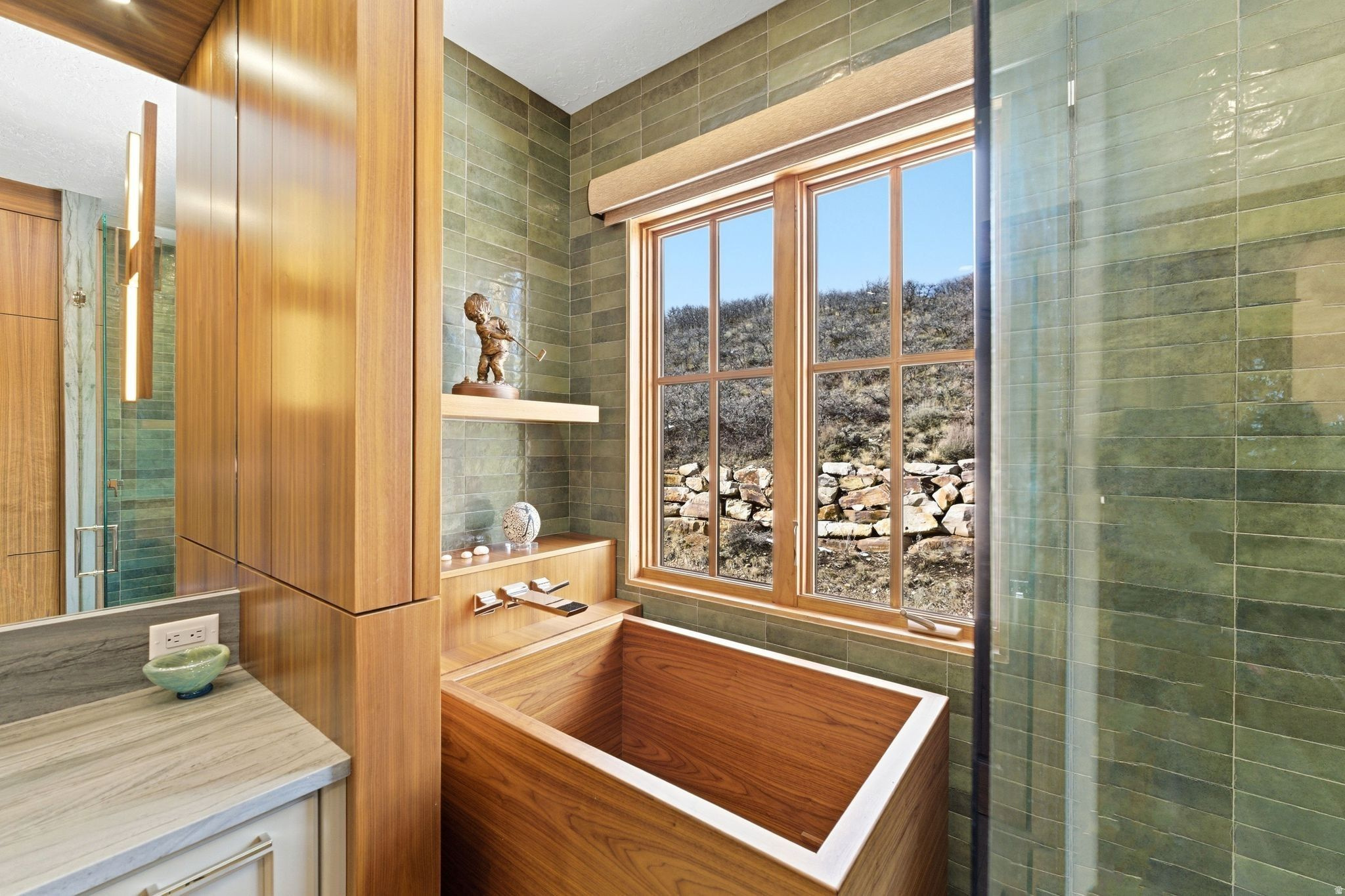 APRIL MOUNTAIN CONDOMINIUM - Residential
