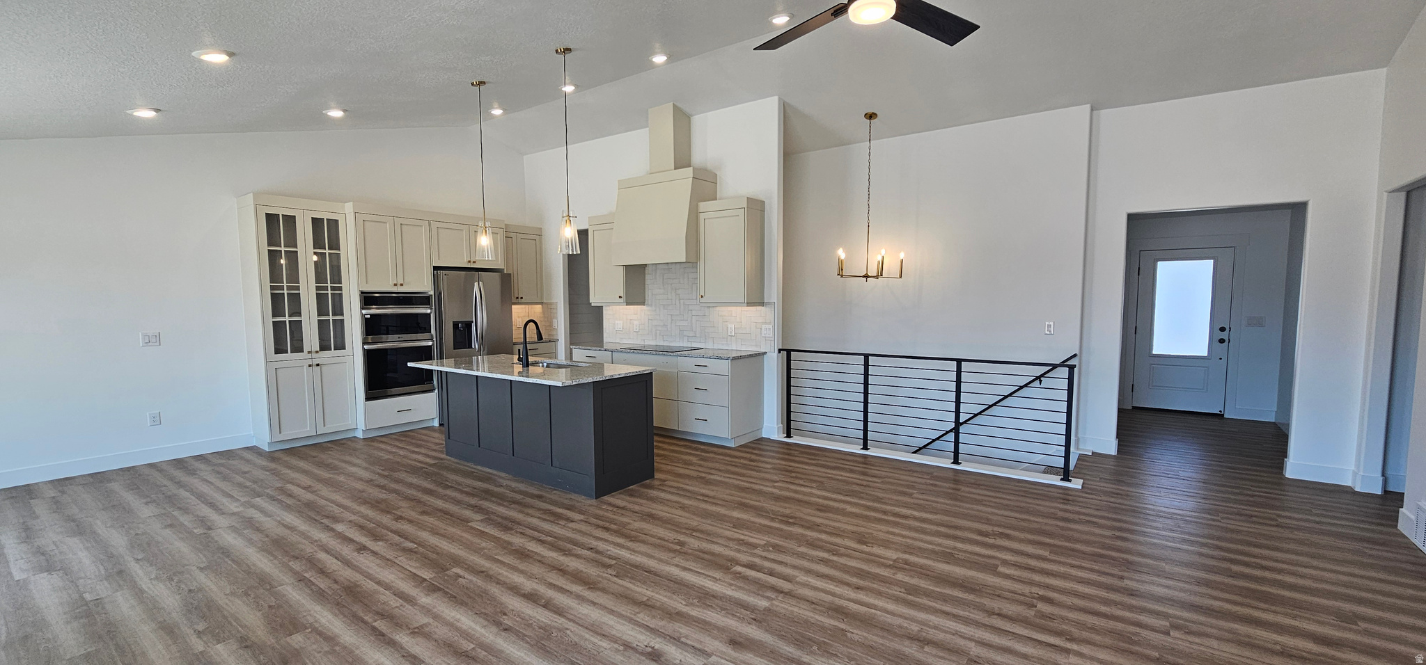 COWBOY ESTATES - Residential