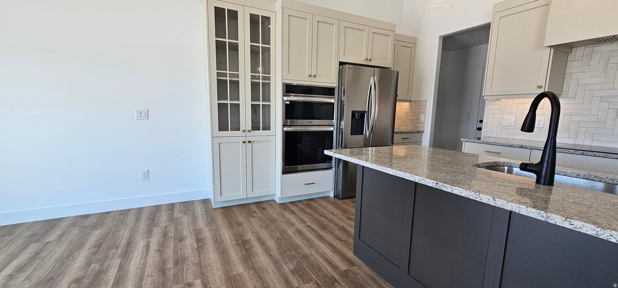 COWBOY ESTATES - Residential