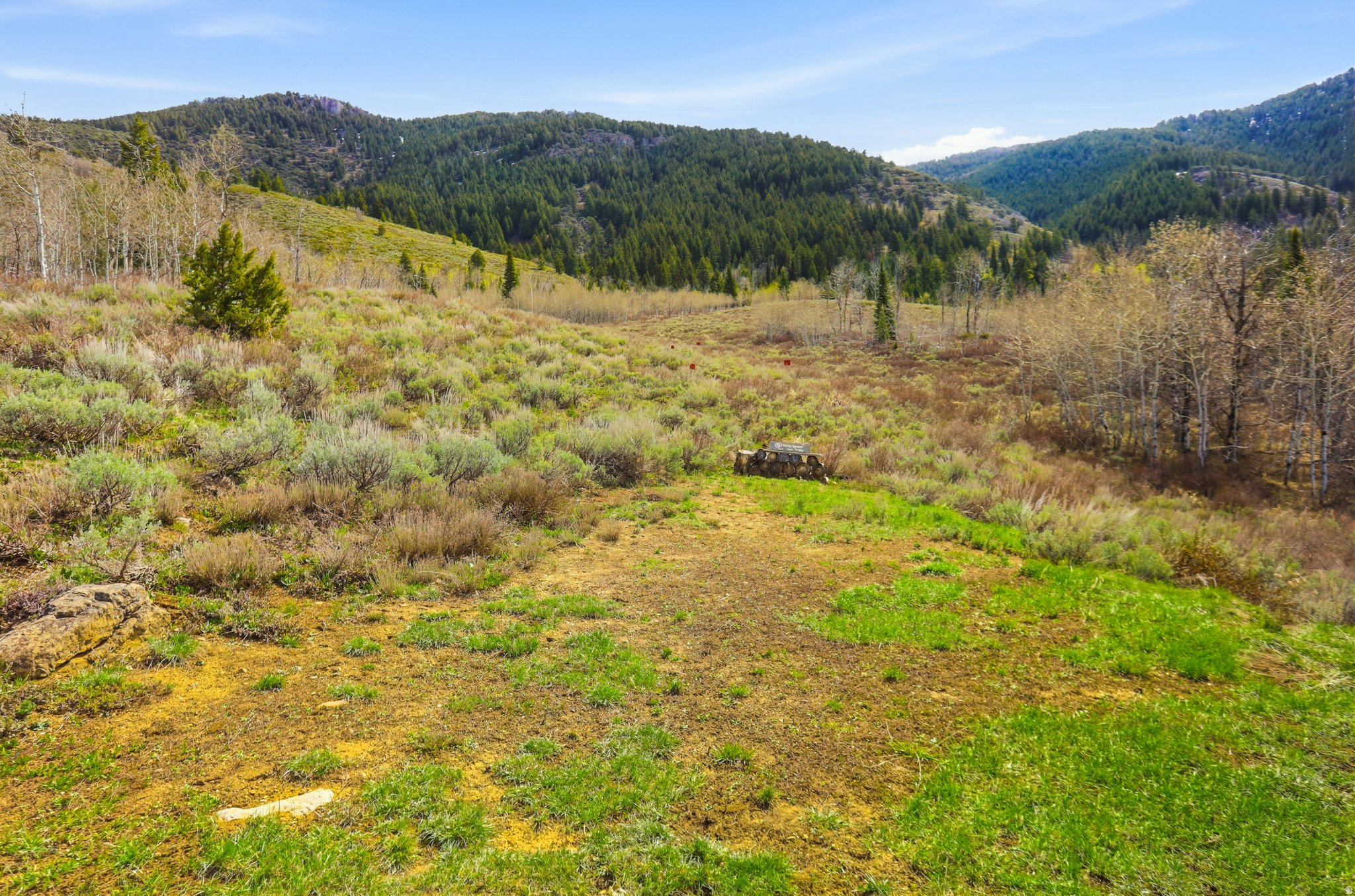 BEAVER CREEK - Land